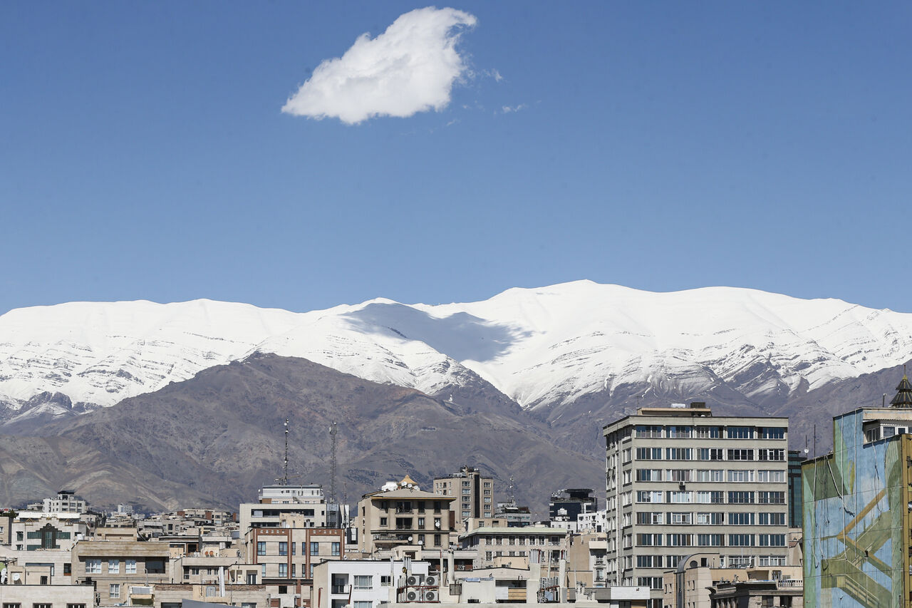 بهبود كيفيت هواى البرز پس از چند روز الودگى؛نم باران نجات بخش كرج شد