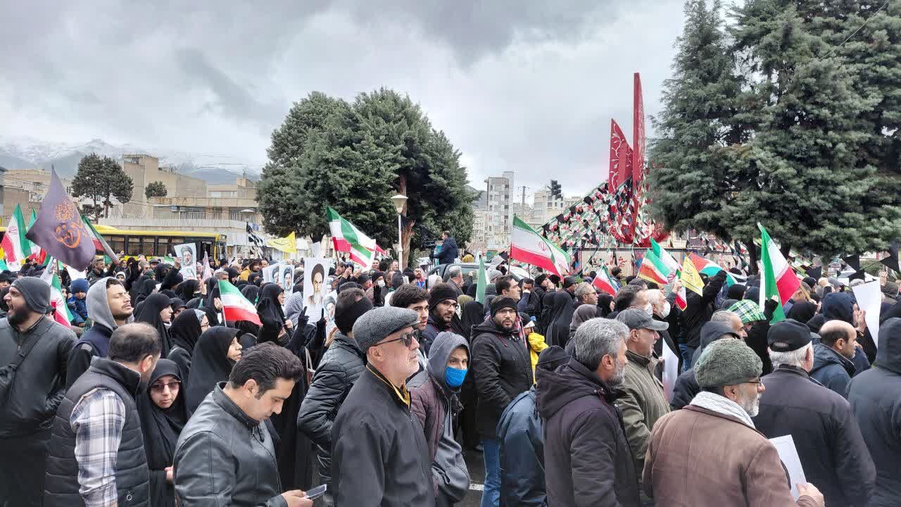استمرار خروش مردمى؛يكدلى در حمايت از جبهه مقاومت ورهبرى